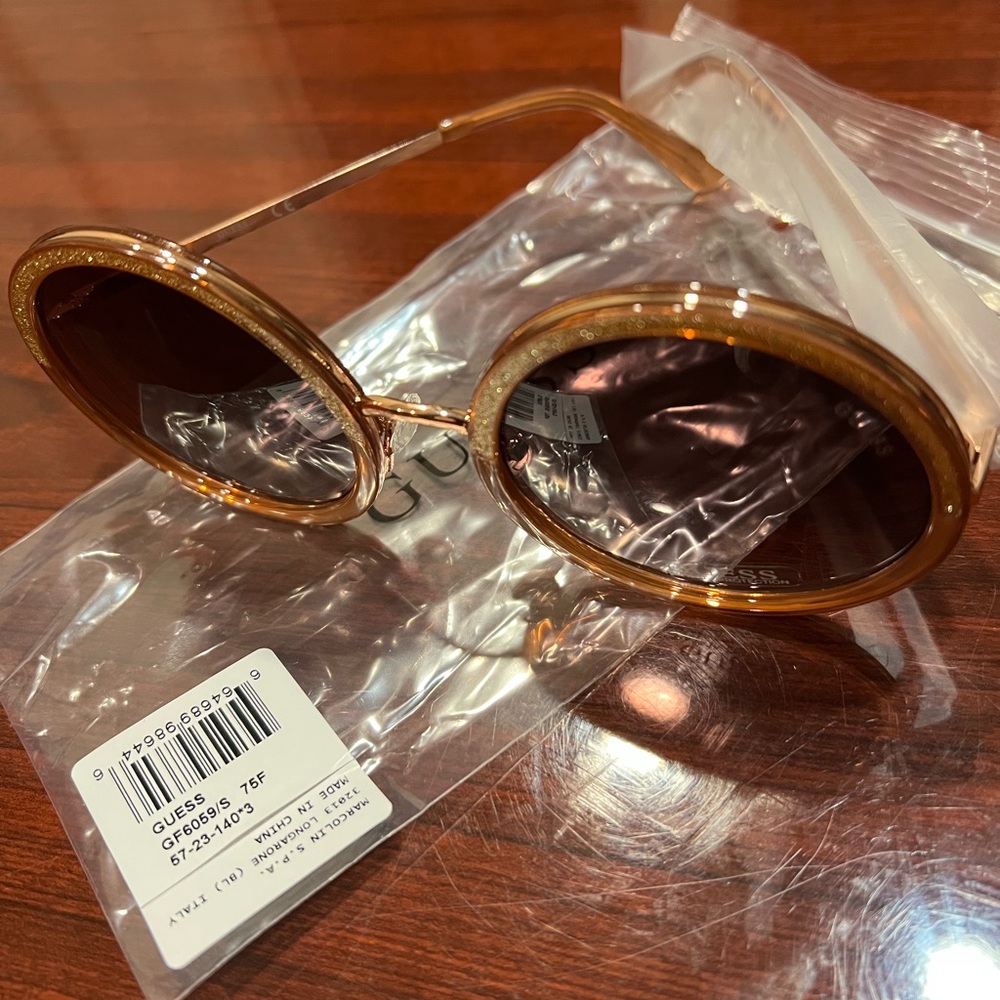 GUESS Glittering Gold Sunglasses-authentic, new
